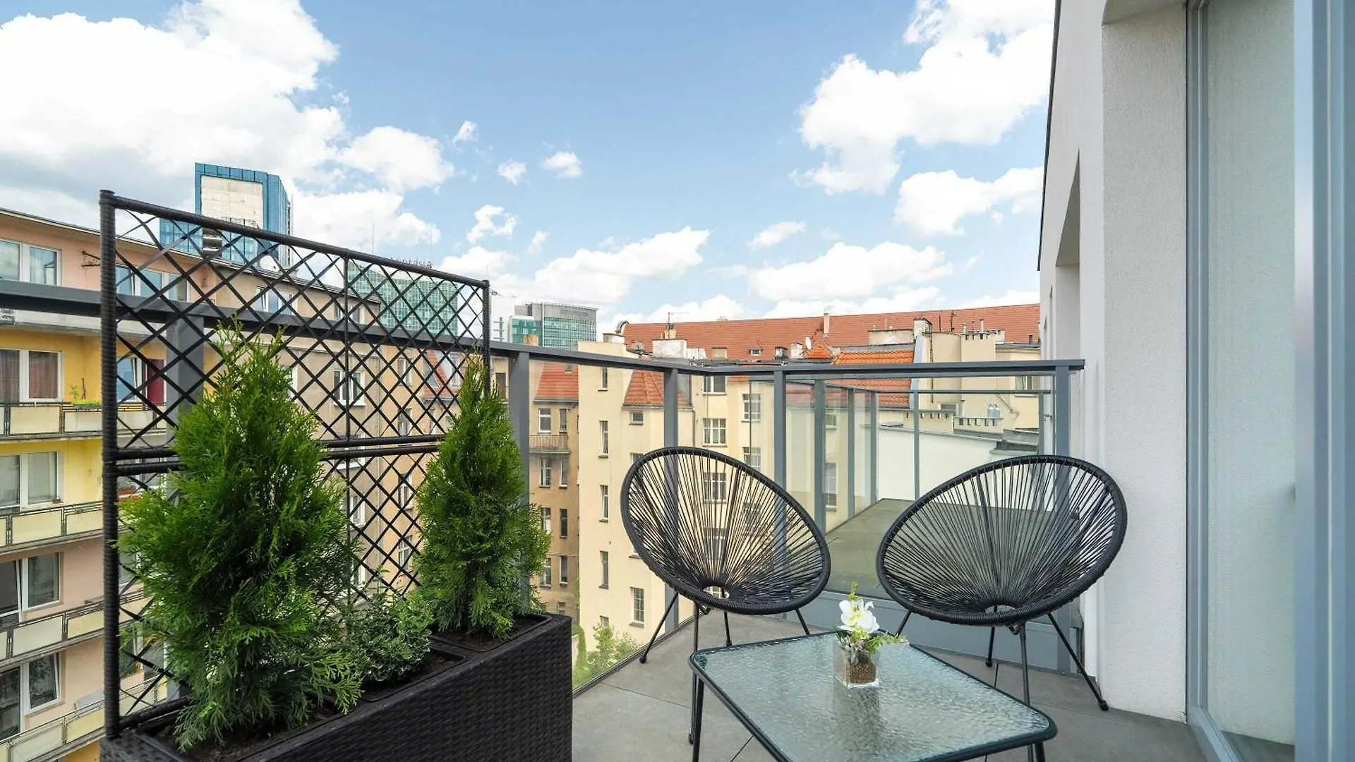 Studio With Parking In Wilda Poznan Near Mtp By Noclegi Renters 0*,