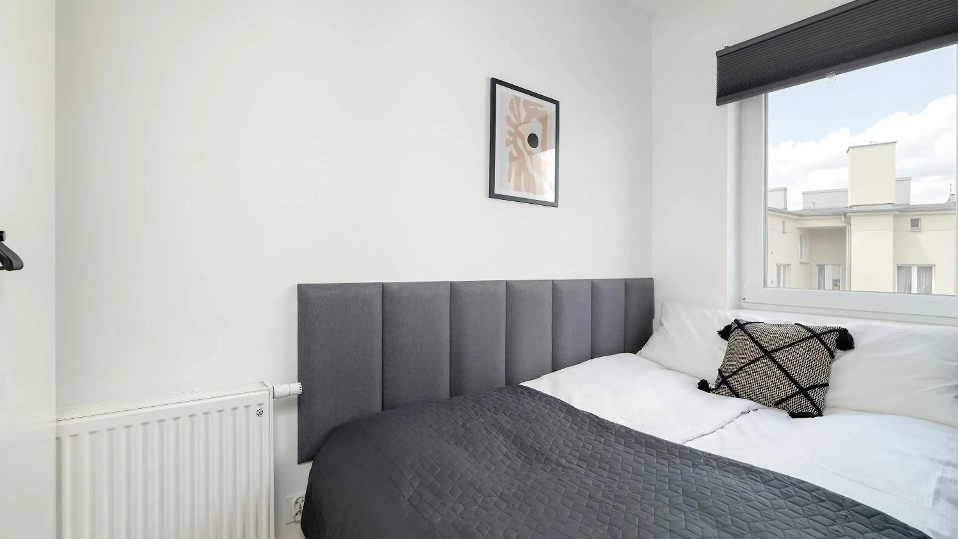 Studio With Parking In Wilda Poznan Near Mtp By Noclegi Renters アパート